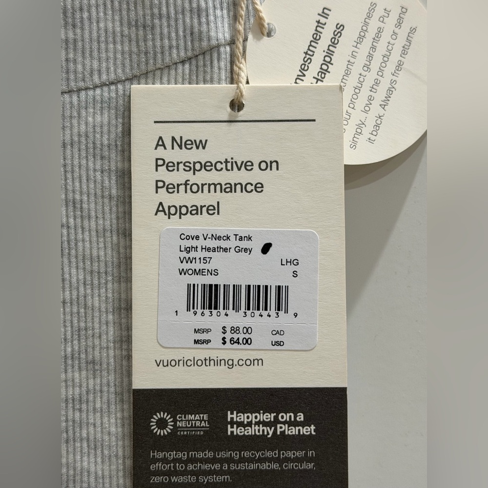 Vuori Light Gray Women's Short Sleeve Top - Picture 4 of 5